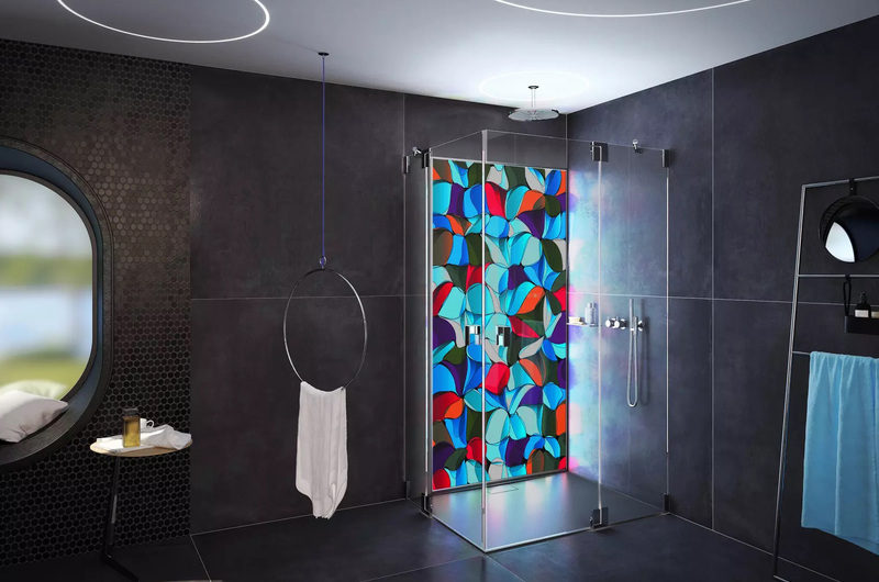 LED-hinterleuchtete Duschrückwand von Glassdouche