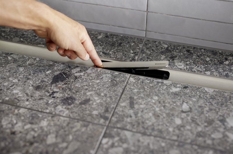 Die Duschrinne CleanLine von Geberit ist leicht zu reinigen.