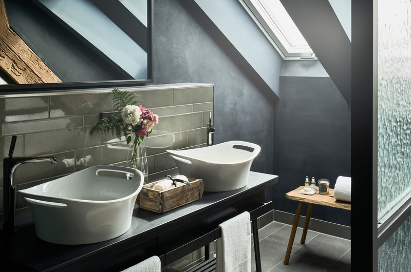 Badezimmer mit Dachschräge
