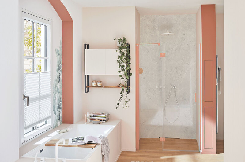 Dusche von Kermi mit Schwingtüre