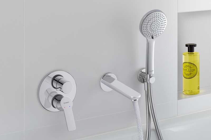 Badewannen-Armatur der Komplattbadserie D-Code von Duravit